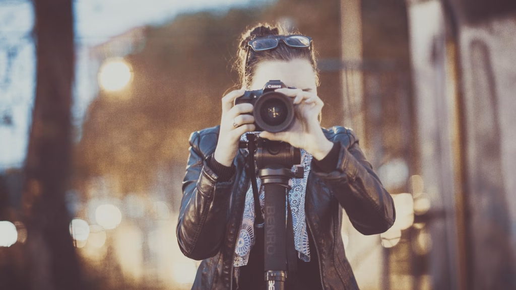 Roaming Photo Booth Rental Beverly Hills: A Smarter Event Guide